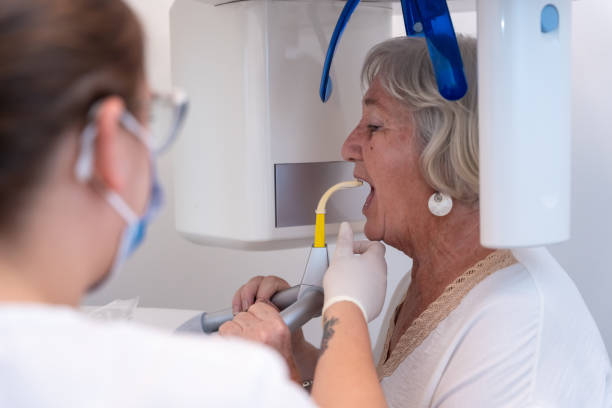 Best Broken or Cracked Tooth Emergency Dentist in Wolcott, IN